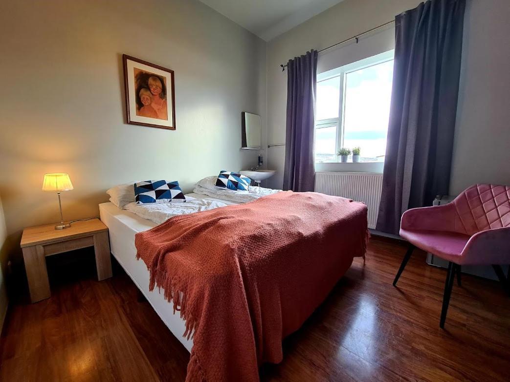Hlin Guesthouse Varmahlid  Ngoại thất bức ảnh